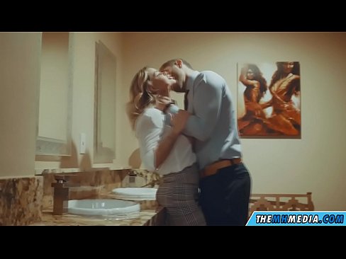 ❤️ Když vás na veřejných záchodcích svádí prsatá blondýna. ❤❌ Porno vk u cs.befuck-net.ru ❌❤